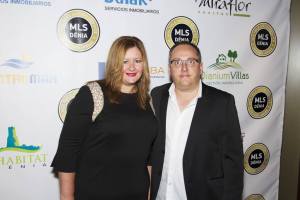 12189720_1621711771425300_7739499155090428957_n (1)