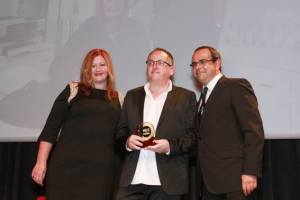 12189836_1621869758076168_7343697230317754957_n (1)